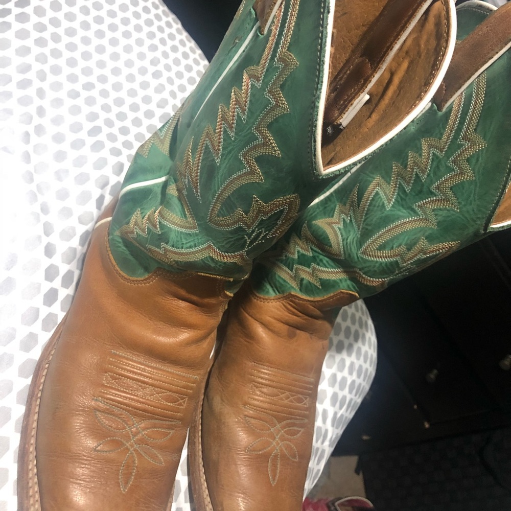 Boots - Picture 2 of 3